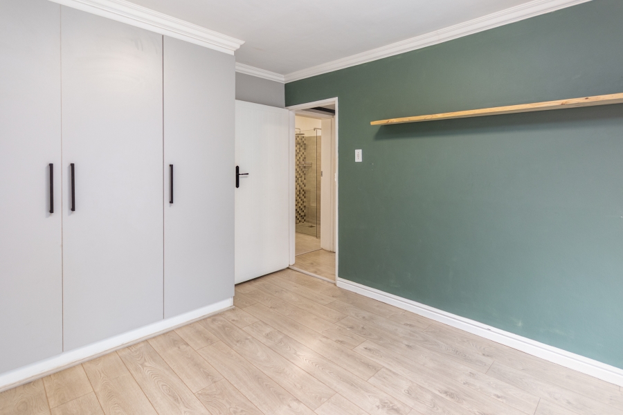 2 Bedroom Property for Sale in Green Point Western Cape